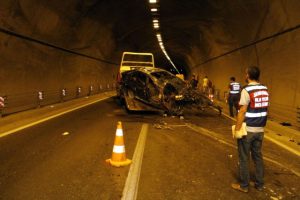 Aşırı Hız 2 Can Aldı