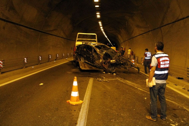 Aşırı Hız 2 Can Aldı