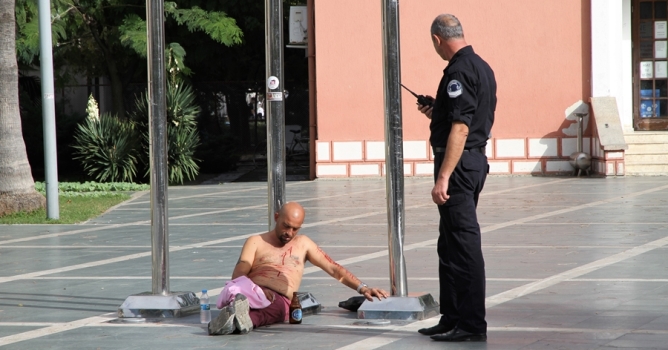 Madde bağımlısı korkuttu