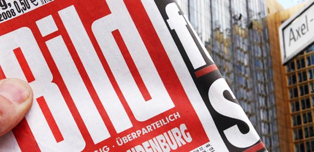 Şerefsizlikte sınır tanımıyorlar..