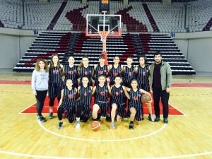 Belediyespor başarıya doymuyor..