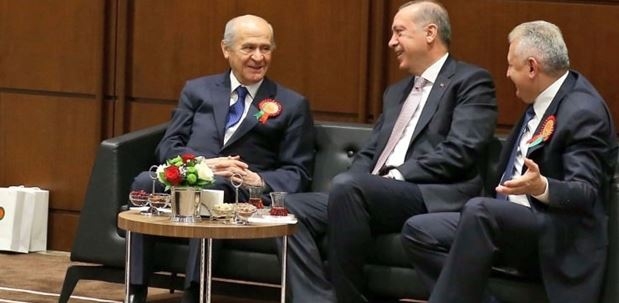 Zaferin Mutluluğu,Dünya Tebrik İçin Kuyrukta…