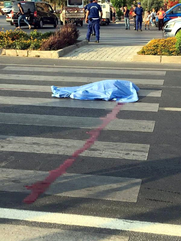 Kamyonetin Çarptığı Kadın Öldü