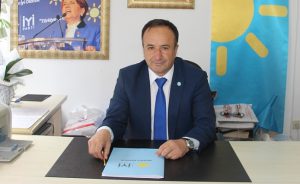 Apaydın, “En olumsuz politika eğitim politikası olmuştur”