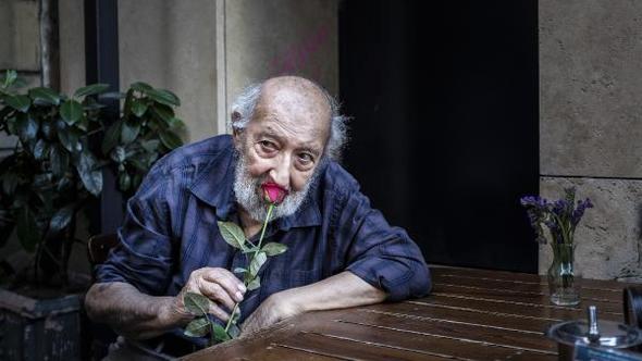 Bir çınar daha gitti…