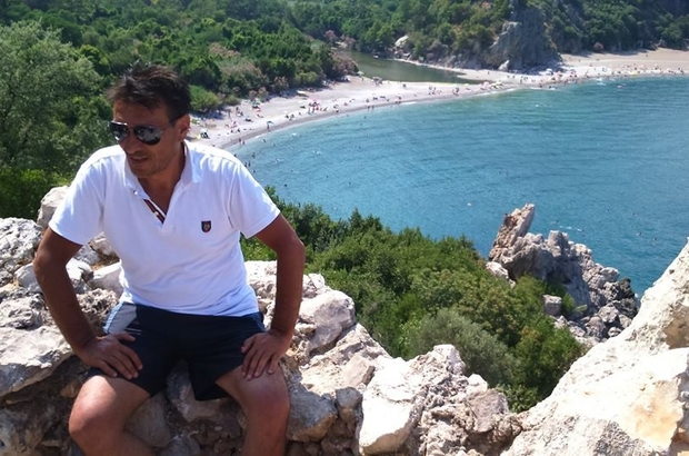 İnşaattan düşen müdür öldü