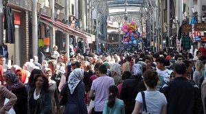 Türkiye nüfusu 82 milyon 3 bin 882 kişi oldu