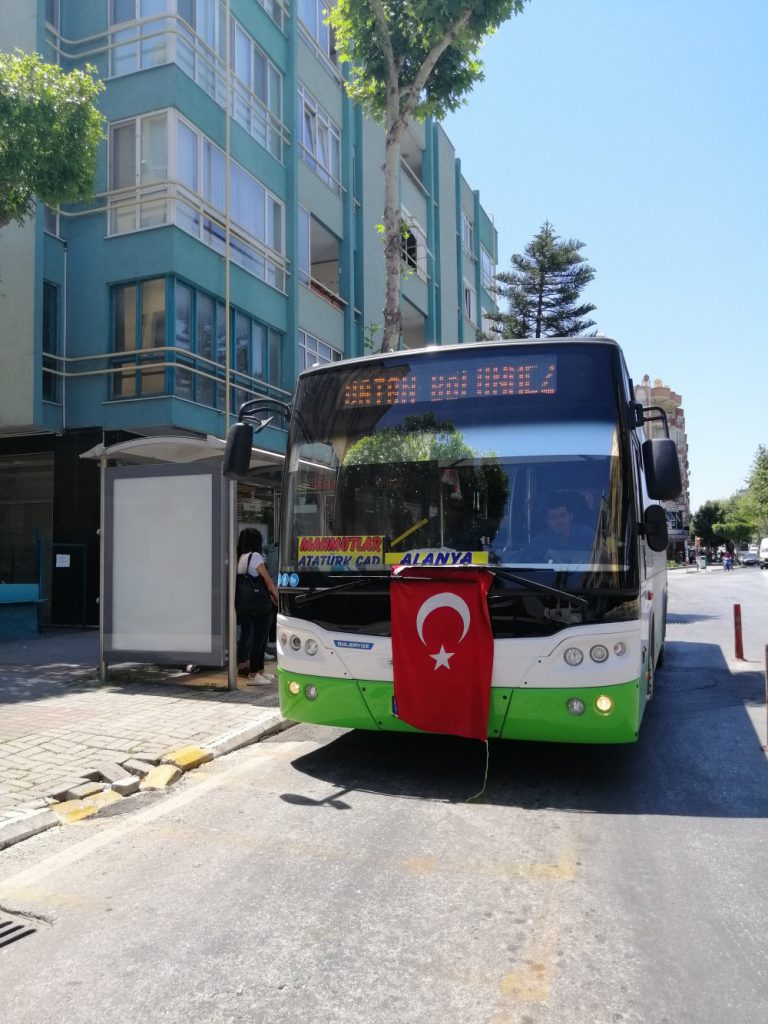 Belediyelerden Şehide Saygı..