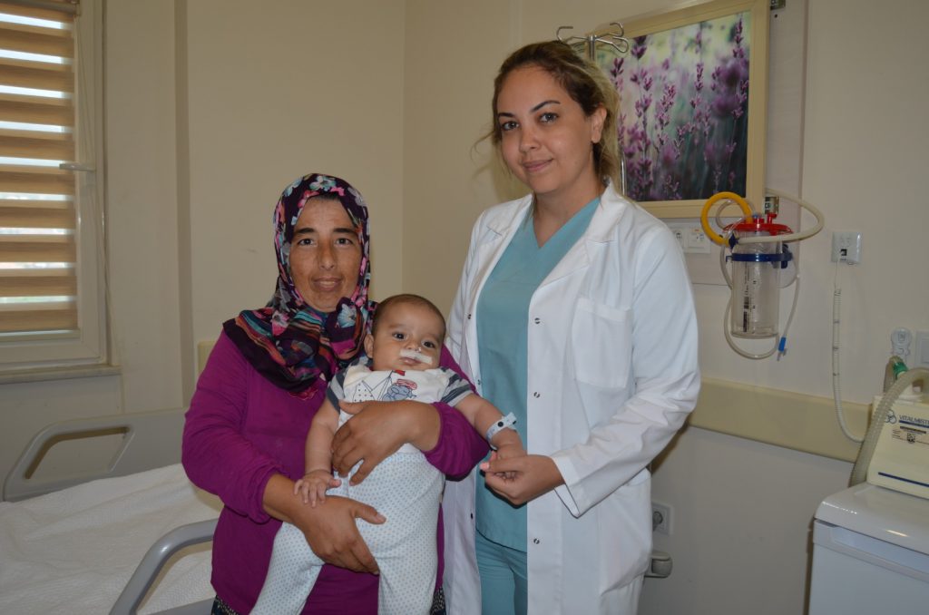 Yarık dudak ameliyatlarına başlandı.