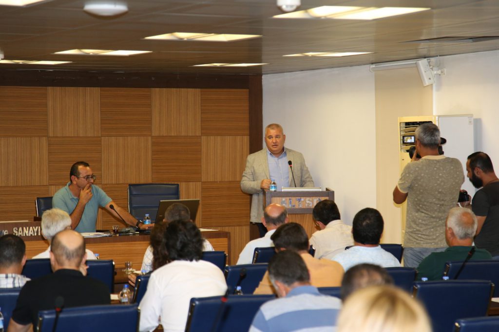 ŞAHİN’DEN BANKALARA ‘FAİZLERİ İNDİRİN’ ÇAĞRISI