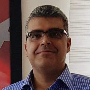 YENİ BAŞHEKİM PROF. DR. LAKADAMYALI