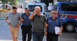 Oto dolandırıcılarına tutuklama..