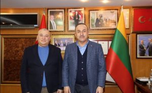 ÇAVUŞOĞLU’NDAN BAŞKAN ŞAHİN’E TAZİYE ZİYARETİ