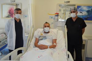 BAŞ AĞRISI ŞİKAYETİ İLE GİTTİ BEYİN ANEVRİZMASI GEÇİRDİĞİNİ ÖĞRENDİ