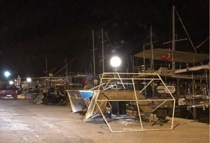 FIRTINA ALANYA’YI ETKİLEDİ ANTALYA’YI VURDU