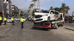 ŞARKICI LARA’YI ALLAH KORUDU