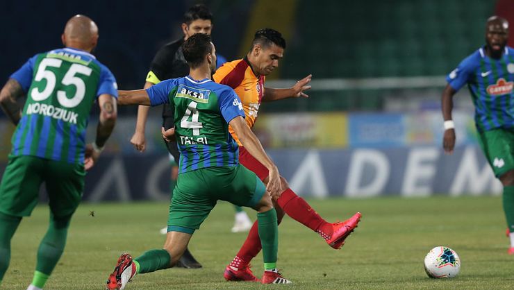 GALATASARAY’IN 10 MAÇLIK GALİBİYET SERİSİ SONA ERDİ