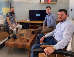 AK GENÇLİK’DEN ESNAF ZİYARETİ