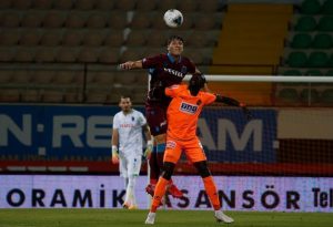 ALANYASPOR SON DAKİKA GOLÜYLE BİR PUANI KAPTI