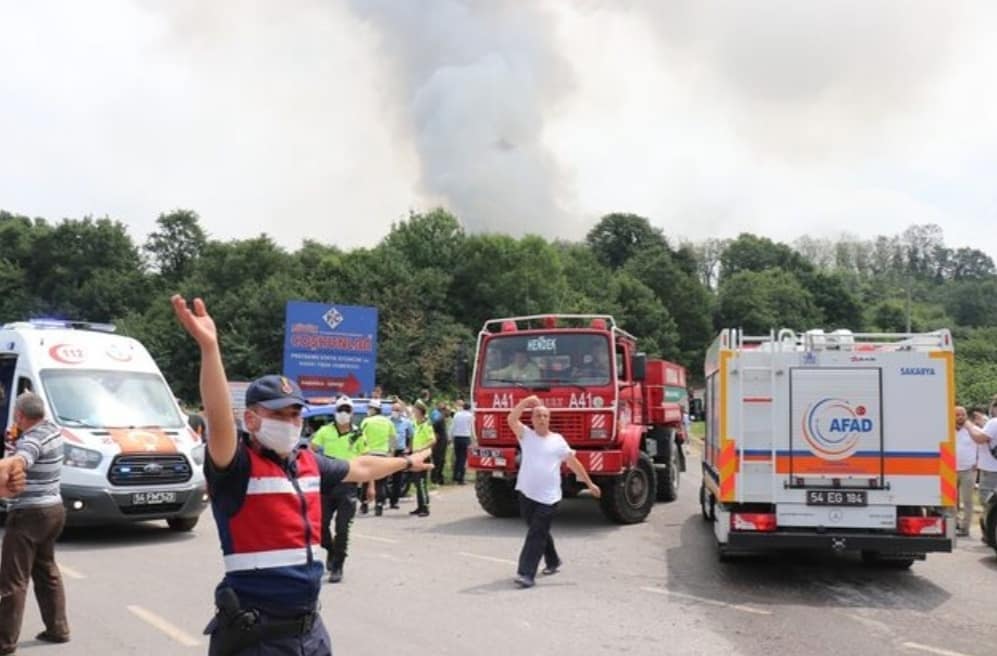 SAKARYA’DAKİ FELAKETTE 4 ÖLÜ 107 YARALI
