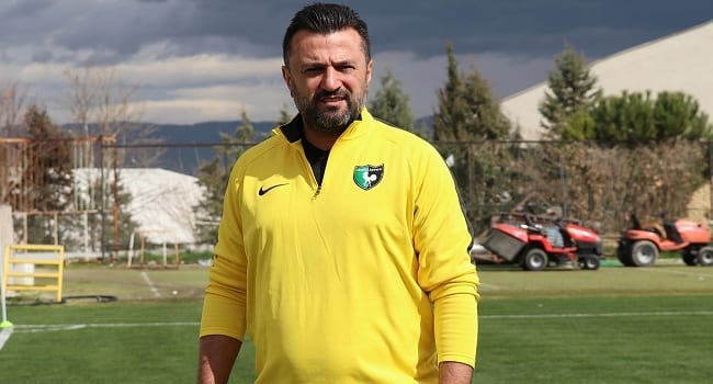 DENİZLİSPOR BÜLENT UYGUN İLE YOLLARINI AYIRDI