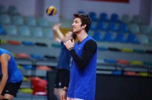 ORTA OYUNCU EMRE ALANYA BELEDİYESPOR’DA