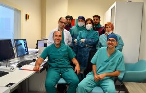 KARDİYOLOJİ EKİBİ BAŞARIYA DOYMUYOR