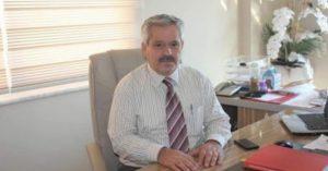 SİYASET MEHMET ORAL’IN BAŞINI YEDİ