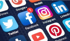 SOSYAL MEDYA DÜZENLEMESİ YASALAŞTI