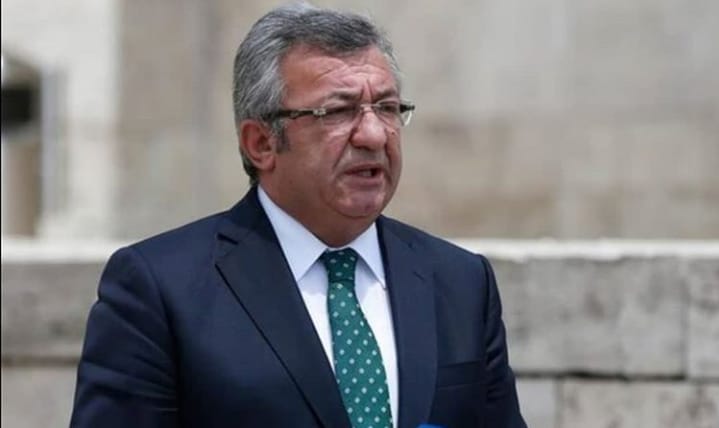 ÇOKLU BARO TEKLİFİ AYM’DE