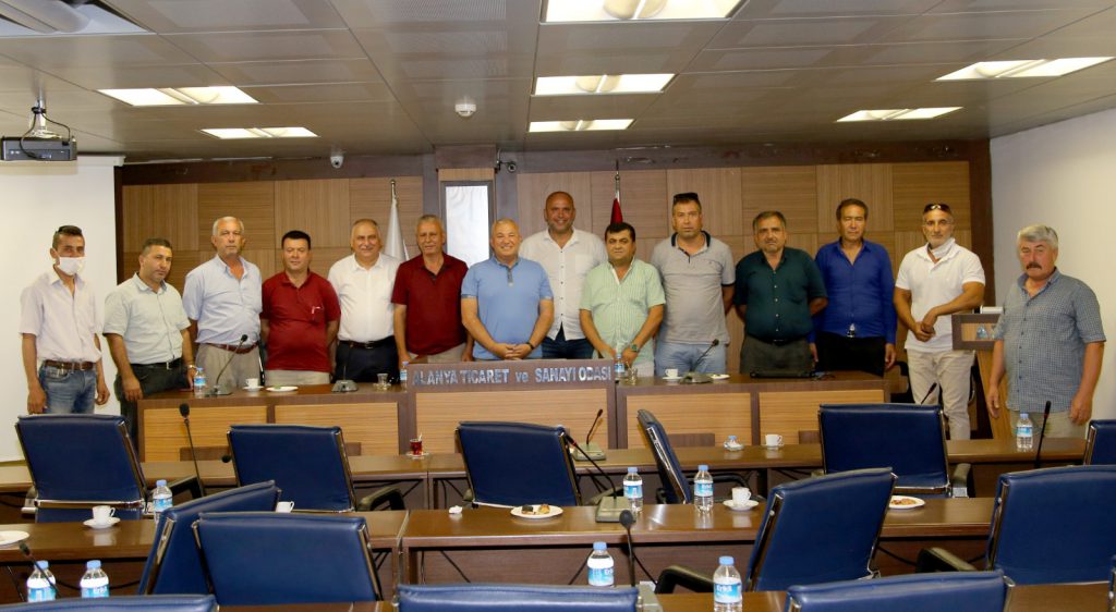 MUHTARLARDAN BAŞKAN ŞAHİN’E TEŞEKKÜR