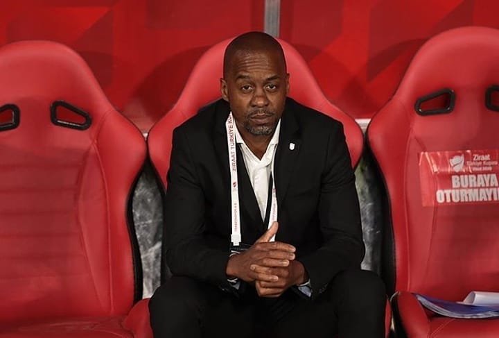 EDDİE NEWTON TEKNİK DİREKTÖRLÜK KOLTUĞUNA OTURDU