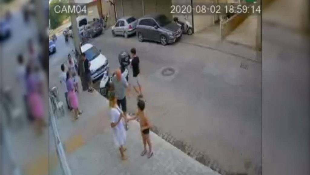 ARABADA Kİ ÇOCUKLARI KAÇIRMAK İSTEDİ