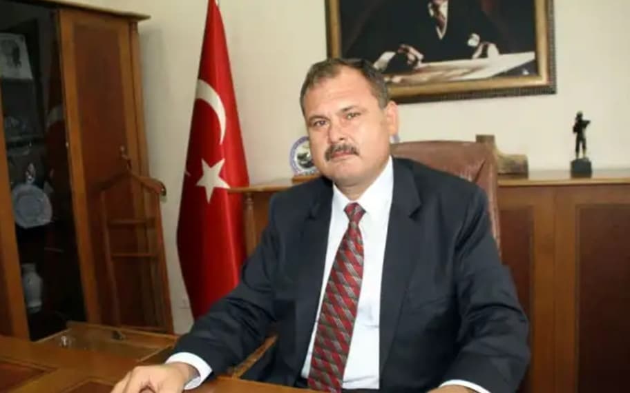 VALİ YARDIMCISINDAN KATLİAM