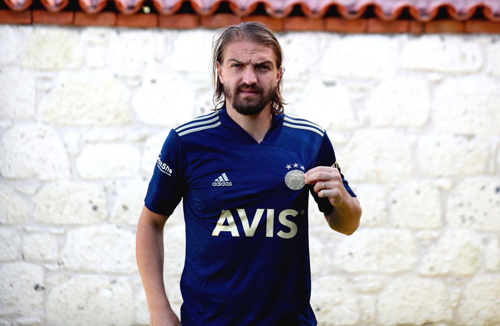 CANER TEKRAR FENERBAHÇE’DE
