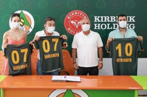 ALANYASPOR KIRBIYIK HOLDİNG İLE SÖZLEŞME İMZALADI