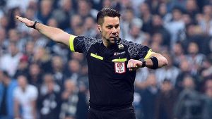 RİZESPOR-ALANYASPOR MAÇININ HAKEMİ FIRAT AYDINUS