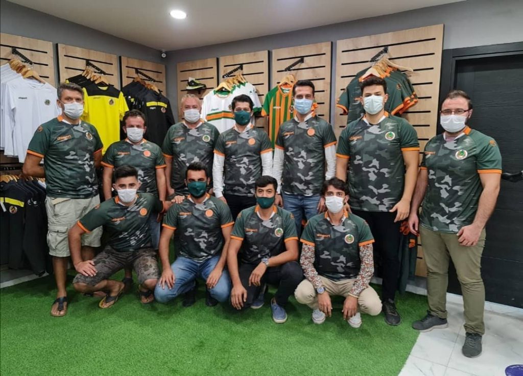 GELECEK PARTİSİNDEN KAMUFLAJ FORMA KAMPANYASINA DESTEK