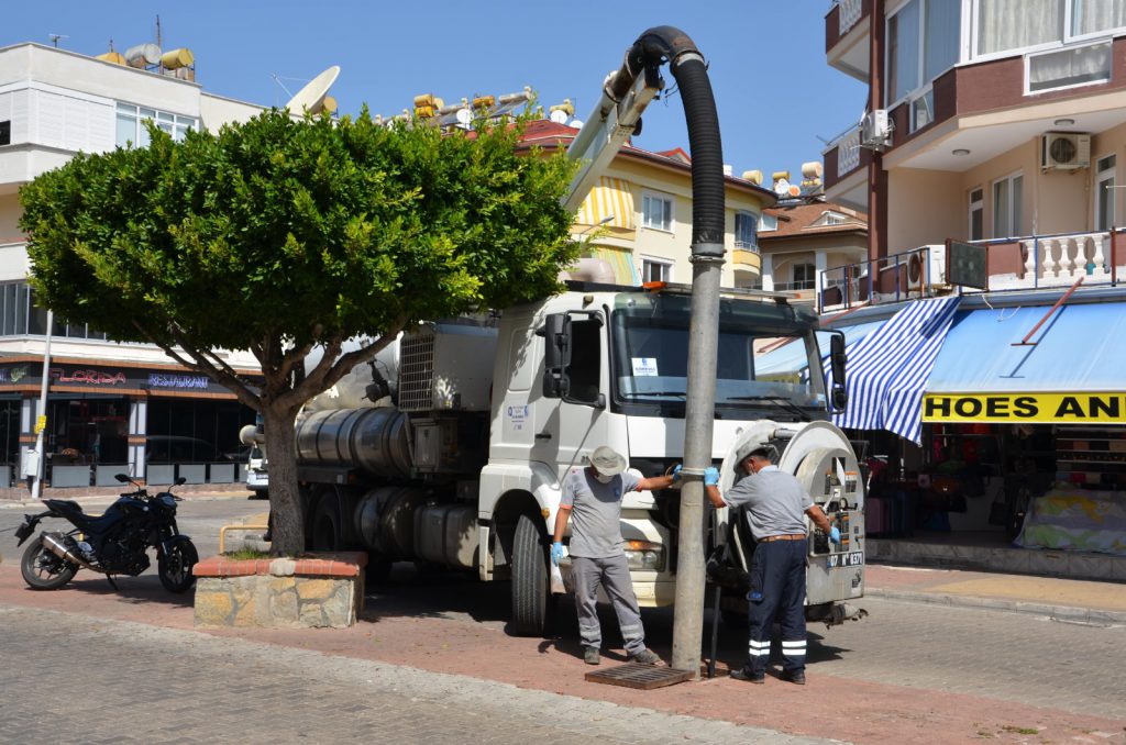 ALANYA YAĞMURLU GÜNLERE HAZIRLANIYOR