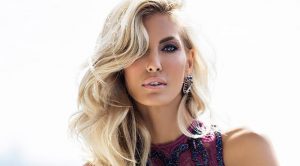 İLKLERİN KADINI YUMURTASINI DONDURMUŞ