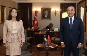 BAKAN ÇAVUŞOĞLU’NDAN TOKAT GİBİ CEVAP