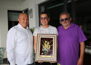 ŞAHİN’DEN GAZETECİ ERÇETİNGÖZ’E TEŞEKKÜR