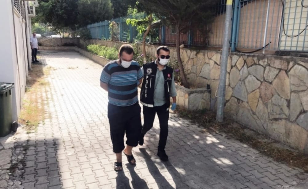 UYUŞTURUCU SATICISI TUTUKLANDI