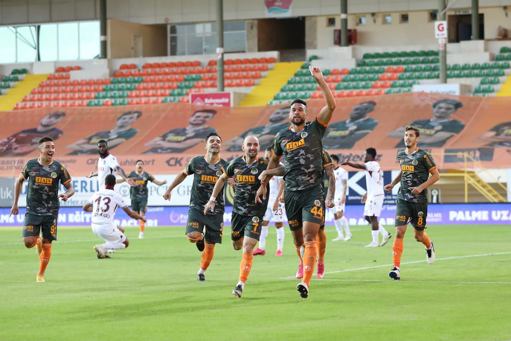 ALANYASPOR’DAN TARİHİ BAŞLANGIÇ!