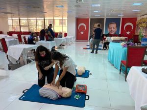 ALKÜ’DEN SERİK BELEDİYE PERSONELİNE EĞİTİM