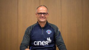 KASIMPAŞA’DA İRFAN BUZ İSTİFA ETTİ