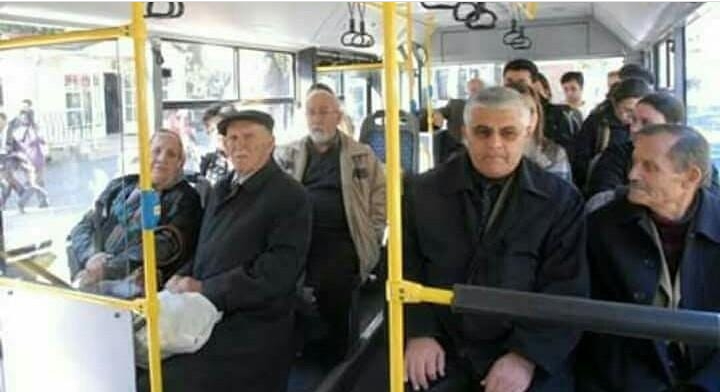 65 YAŞ ÜSTÜNE KISITLAMALAR ÜST ÜSTE GELİYOR