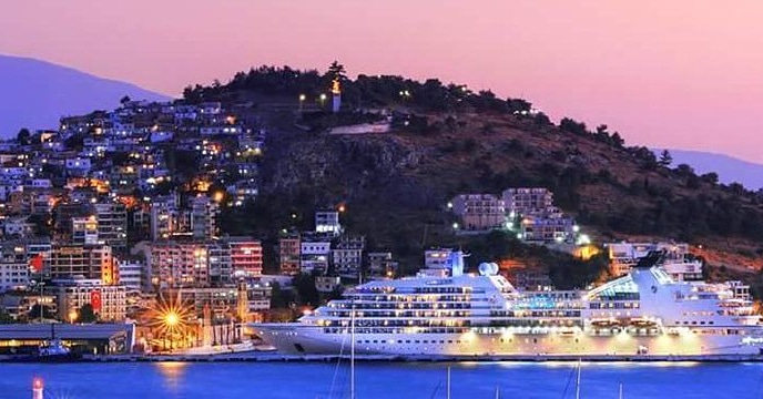 KUŞADASI KORKUTUYOR