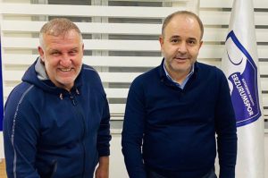 ERZURUMSPOR’UN YENİ HOCASI MESUT BAKKAL