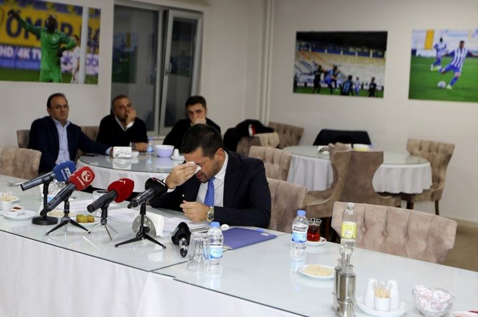 BAŞKAN HÜSEYİN ÜNEŞ İSTİFA ETTİ